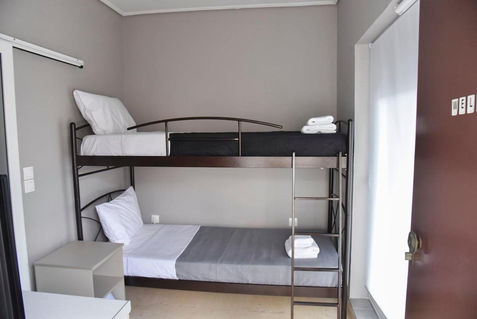 Tiny Rooftop Apartment Athens Exterior photo