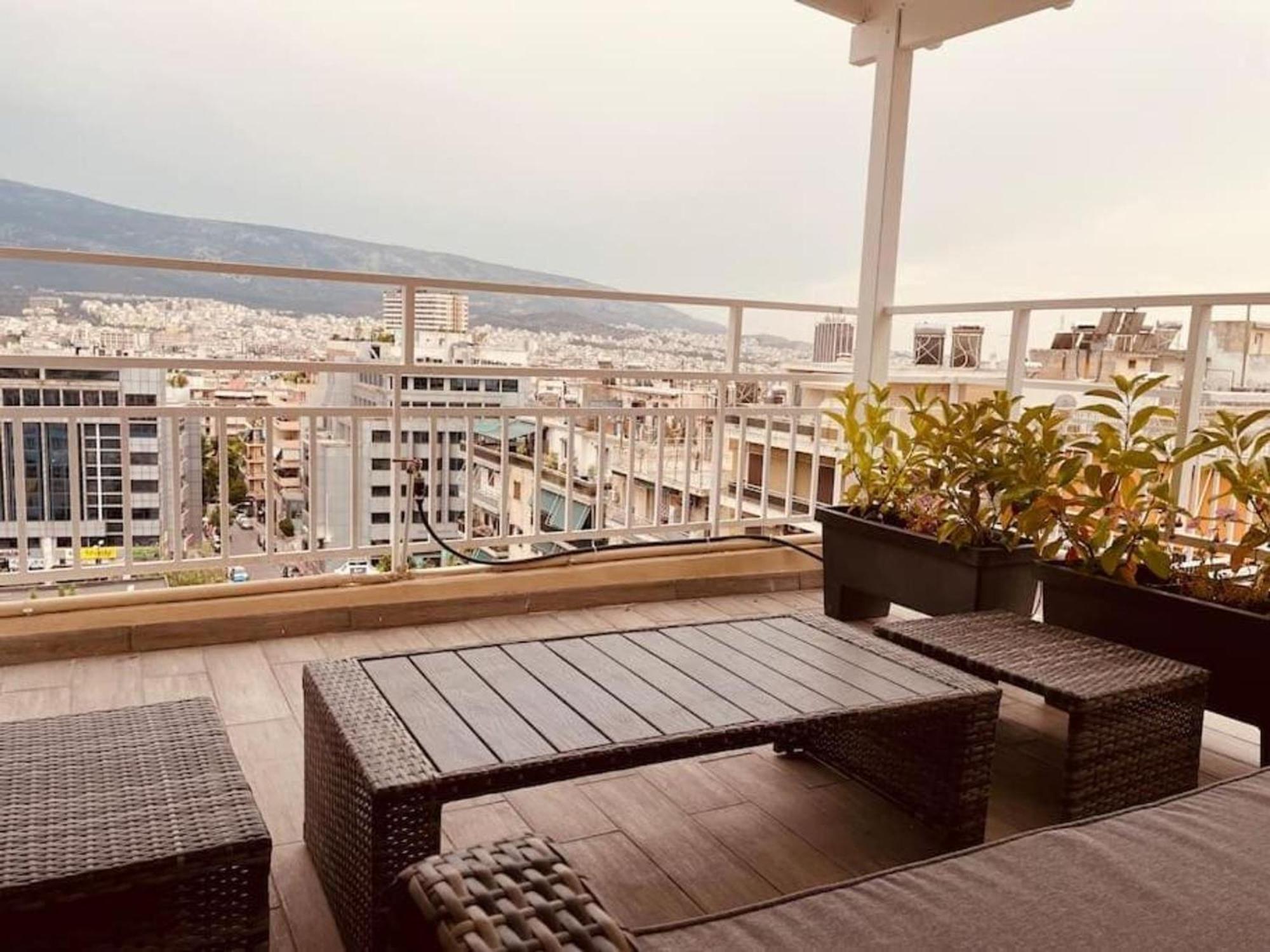 Tiny Rooftop Apartment Athens Exterior photo